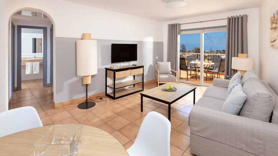 Two Bedroom Apartment: 